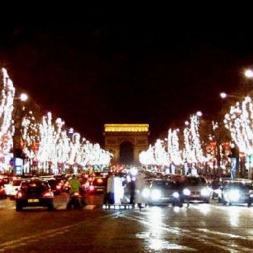 A Christmas market on the Champs-Elysées: an exceptional event
