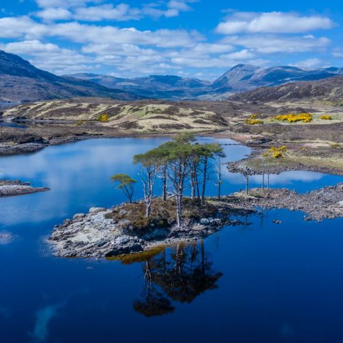 Autumn in Scotland: city break in Glasgow, vibrant hikes and Halloween thrills