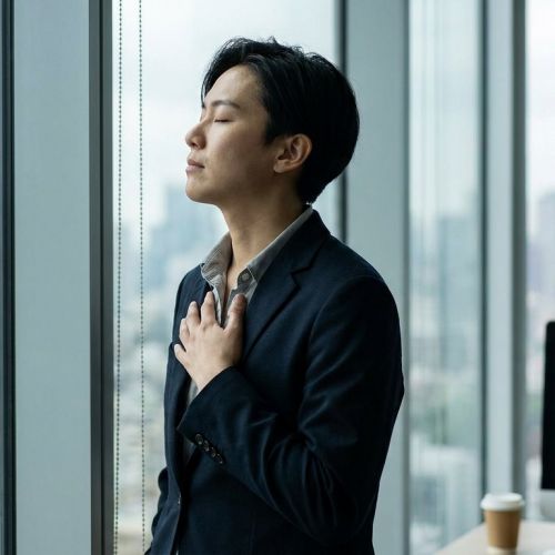 Breathe consciously: the simple method to calm the mind and return to the present.