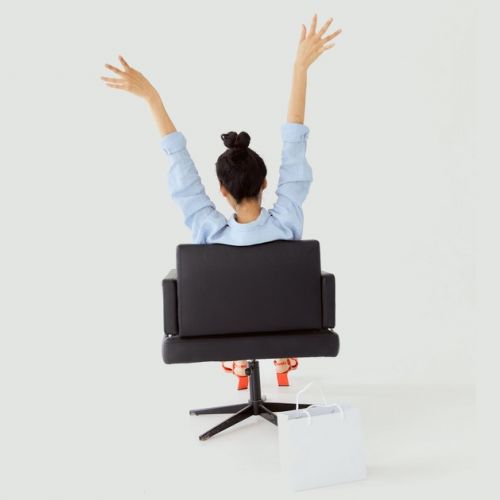 Chair Yoga: 5 Good Reasons to Get Started