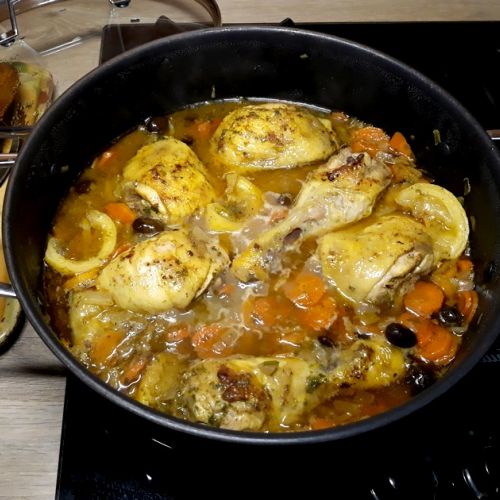 Chicken with lemon and olives: an easy recipe