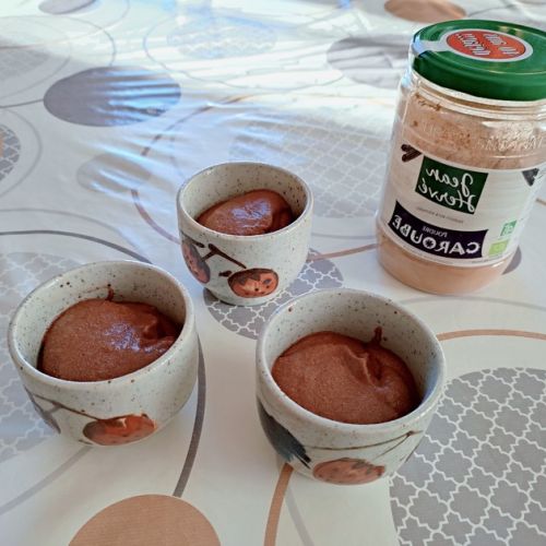 Chocolate and Carob Mousse: A Light Recipe