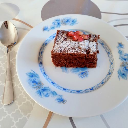 Chocolate Chestnut Christmas Cake: An Easy Recipe