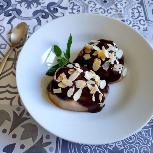 Chocolate mint pears: a gourmet dessert