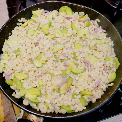 Courgette and Orzo Risotto: an easy recipe.