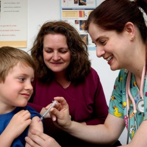 Covid: Is vaccination of children being considered in France?