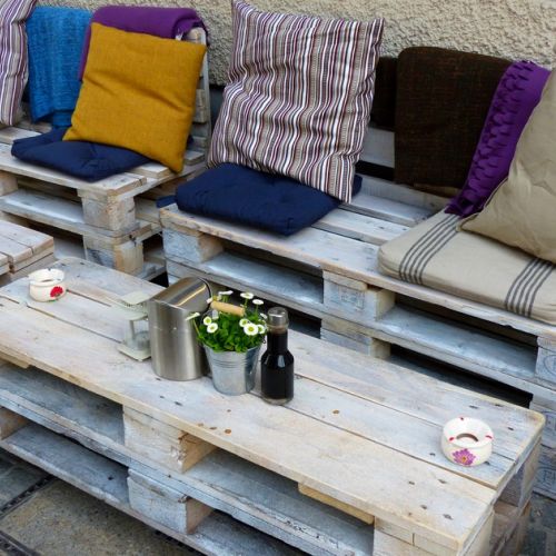 DIY: 5 ideas for using pallets in the garden.