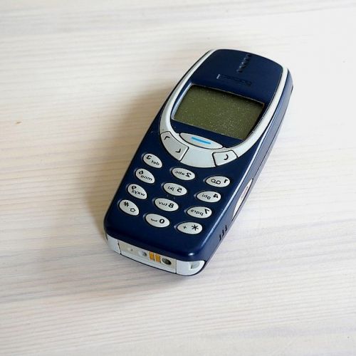 Dumb phone: the trend of basic phones in 5 questions