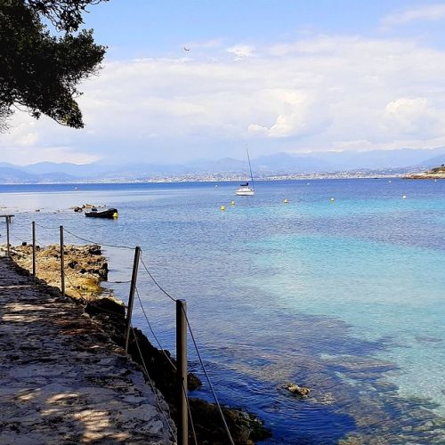 French Riviera: Discovering Cap d'Antibes.