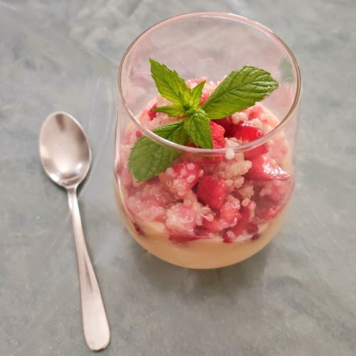 Fruit quinoa: a fresh dessert