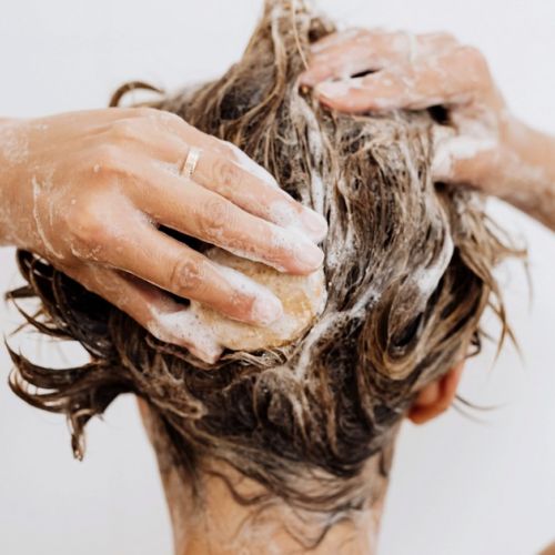 Greasy hair: beware of build up!