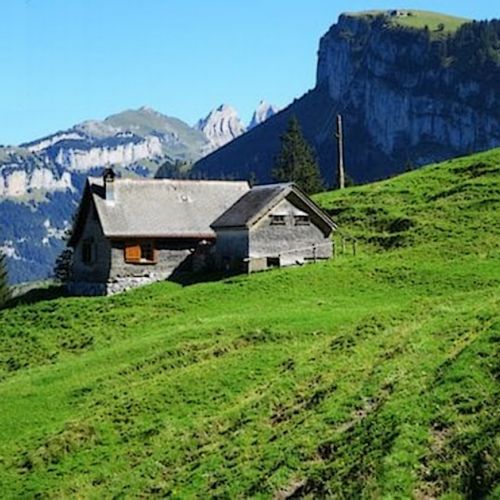 Holidays in France: 5 destinations to go to the mountains in summer