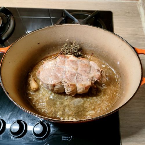 How to cook a pork roast so that it is not dry?