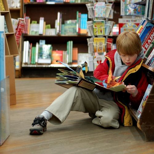 How to make children love reading?