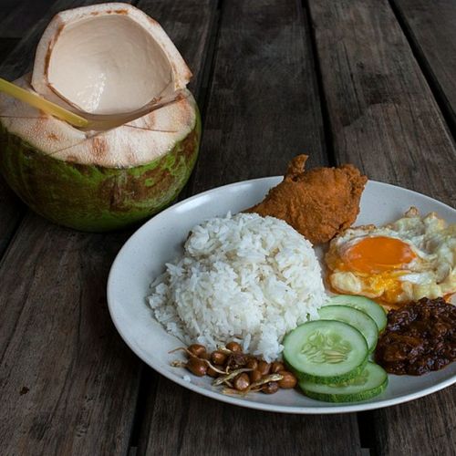 Malaysian cuisine: 5 amazing breakfast specialties