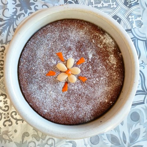 Orange and almond powder cake: a gluten-free dessert