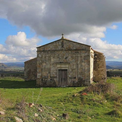 Sardinia off-season: 5 good reasons to visit the island in low season.