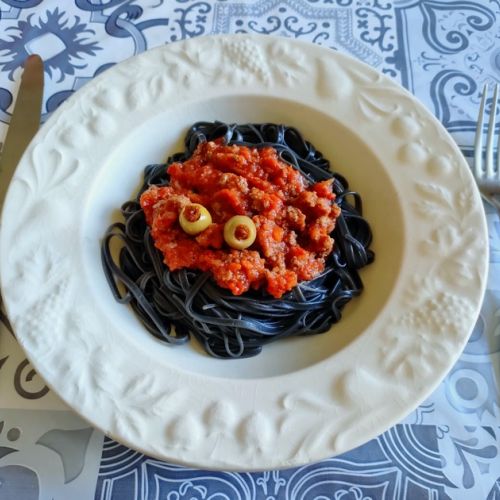 Spooky spaghetti: a recipe for Halloween