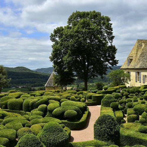 The Gardens of Marqueyssac: a unique curiosity in France