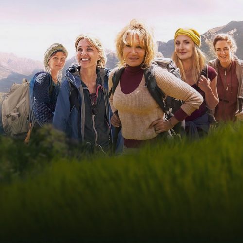 The hikers: 5 good reasons to watch the new TF1 series.