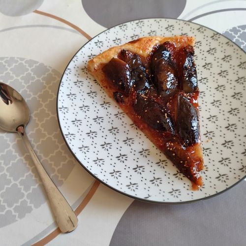 The thin fig tart: an express recipe.