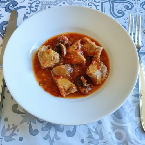 Turkey Stir-Fry with Tomato: A Provencal Recipe